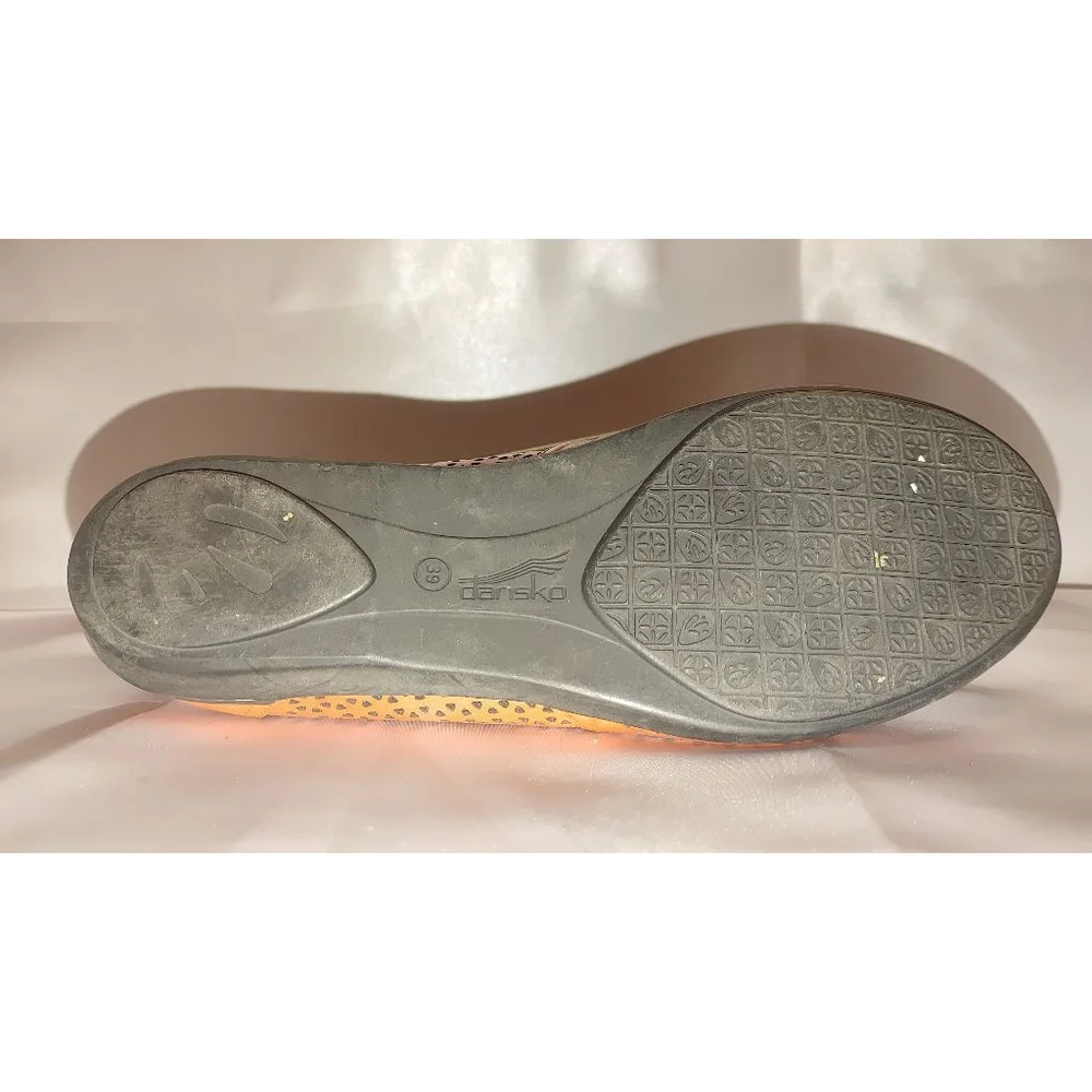 Dansko Neely Nappa Tangerine Flat Size 39